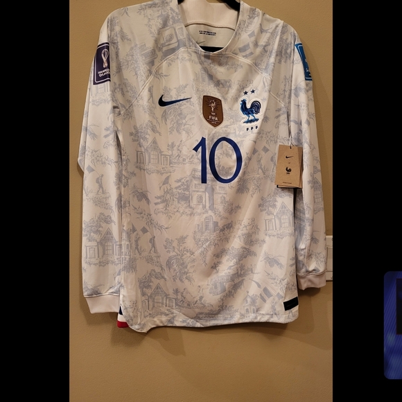Original MBAPPE 10 France Football Shirt Men’s Size M World Cup 2022 Nike